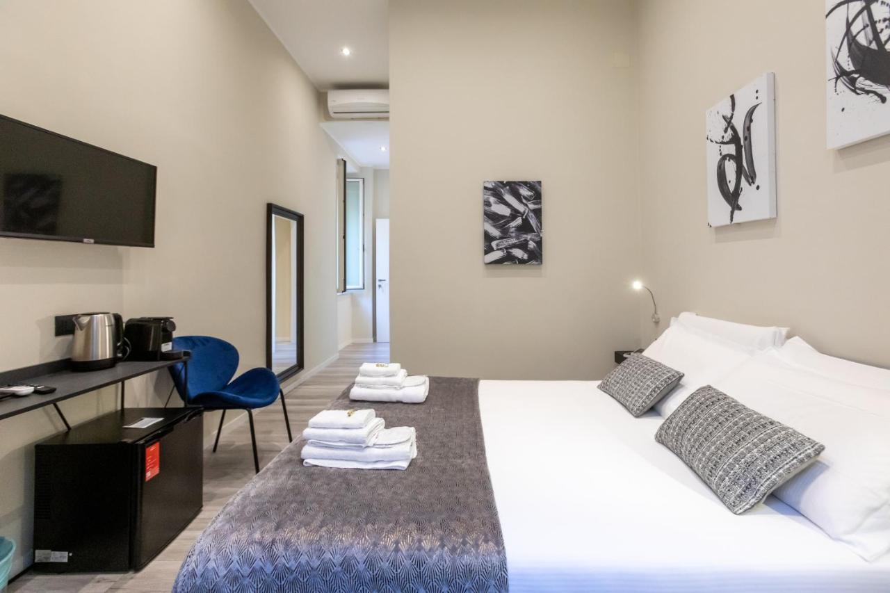 Suites 44 - Guesthouse Рим Екстериор снимка