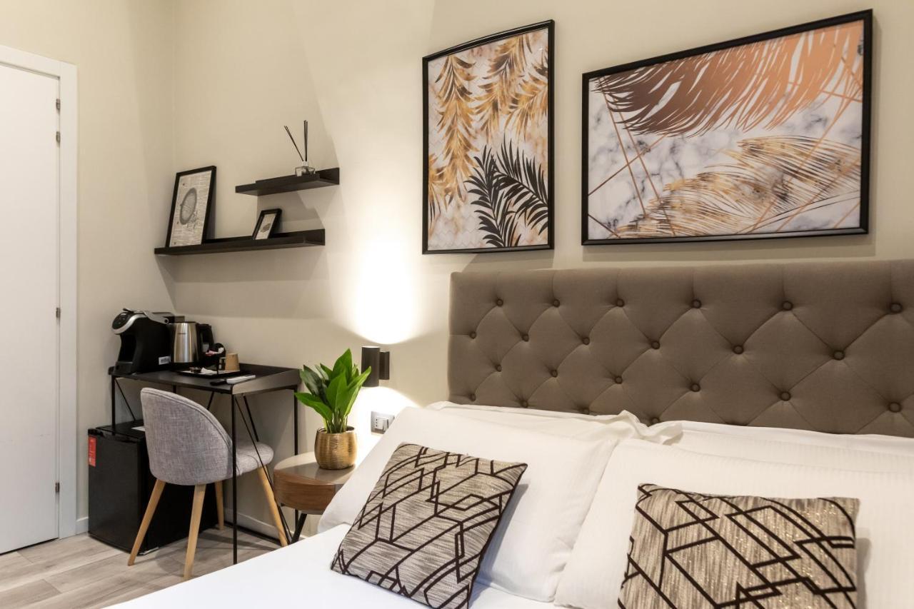 Suites 44 - Guesthouse Рим Екстериор снимка
